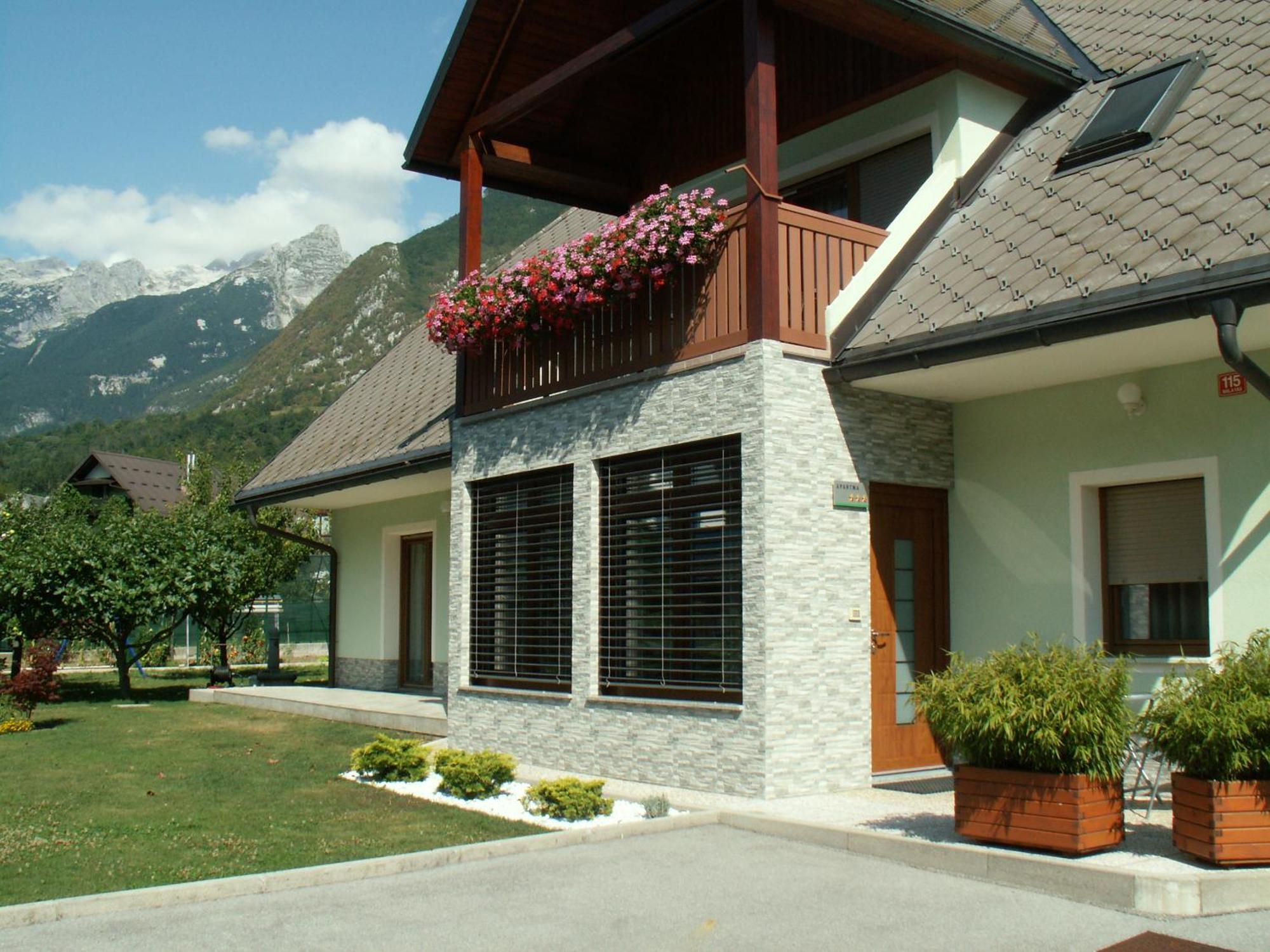 Isonzo Apartment Бовец Екстериор снимка